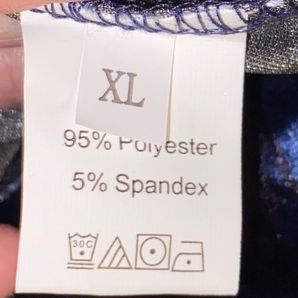 ❤️4 items for $25❤️ - Picture 8 of 8